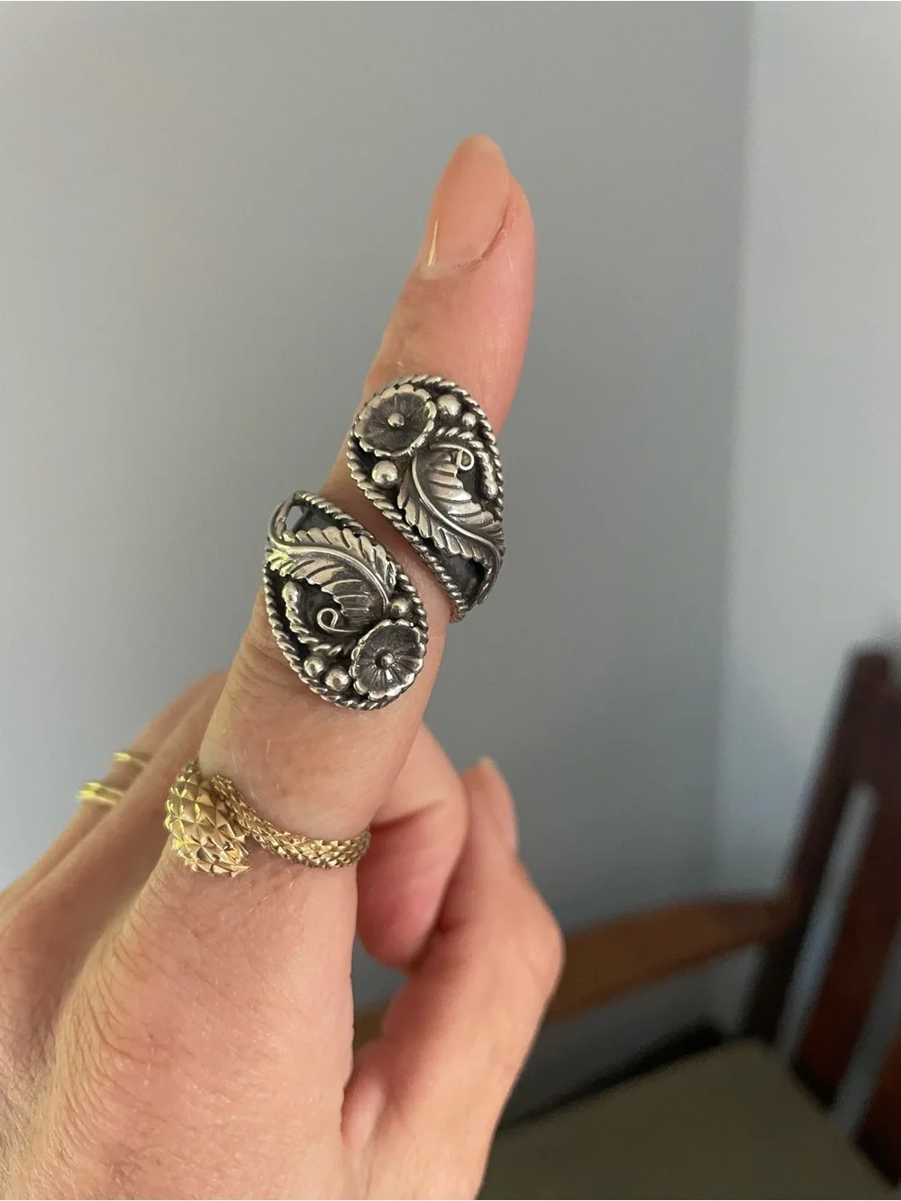 Vintage Navajo Sterling Silver Flower Leaf Bypass Ring - Signed SC